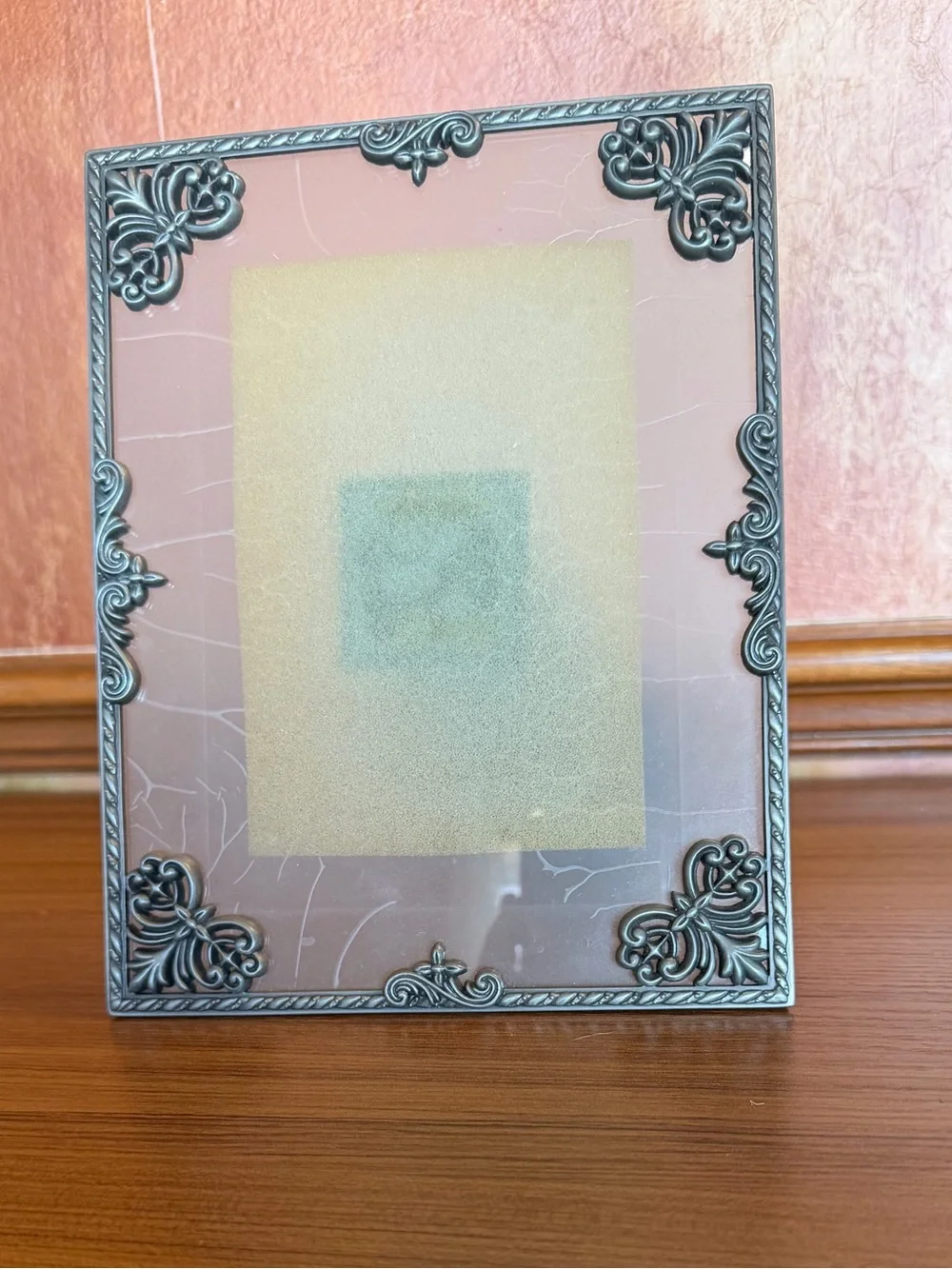 Malden International 4x6 Glass Floating Picture Frame Ornate Pewter Tabletop VTG